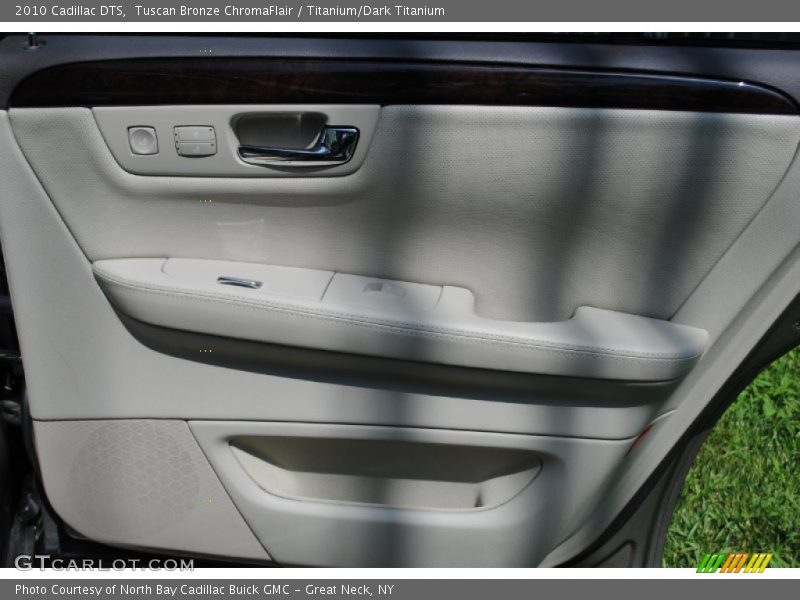 Tuscan Bronze ChromaFlair / Titanium/Dark Titanium 2010 Cadillac DTS