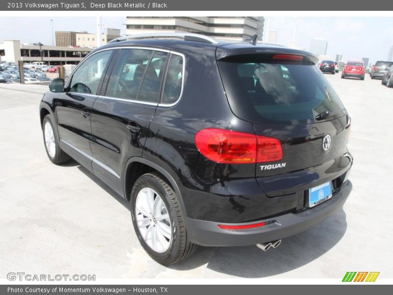 Deep Black Metallic / Black 2013 Volkswagen Tiguan S