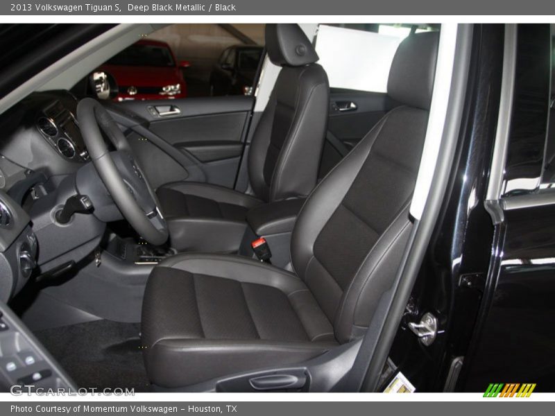 Front Seat of 2013 Tiguan S