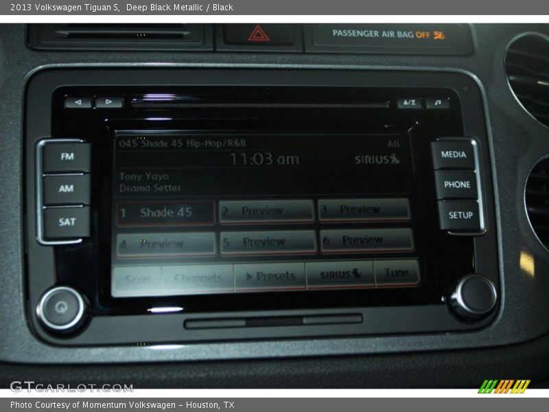 Deep Black Metallic / Black 2013 Volkswagen Tiguan S