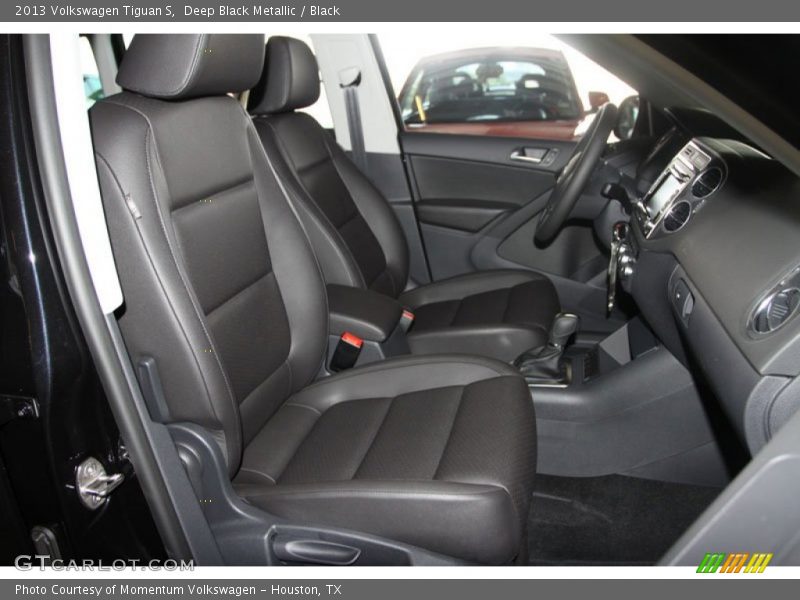 Deep Black Metallic / Black 2013 Volkswagen Tiguan S