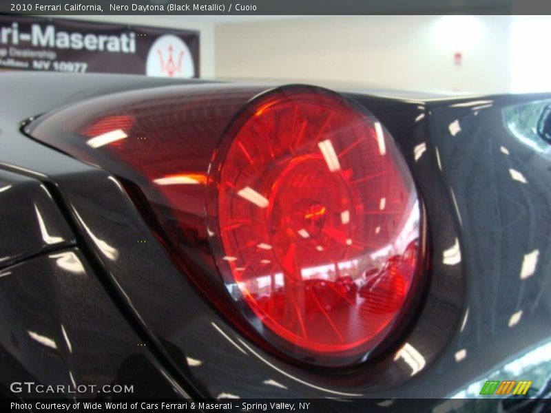 Nero Daytona (Black Metallic) / Cuoio 2010 Ferrari California