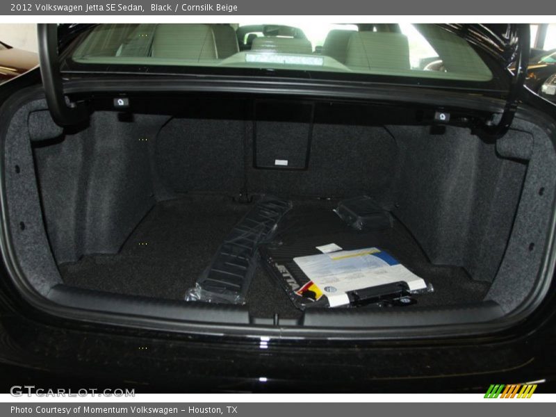  2012 Jetta SE Sedan Trunk