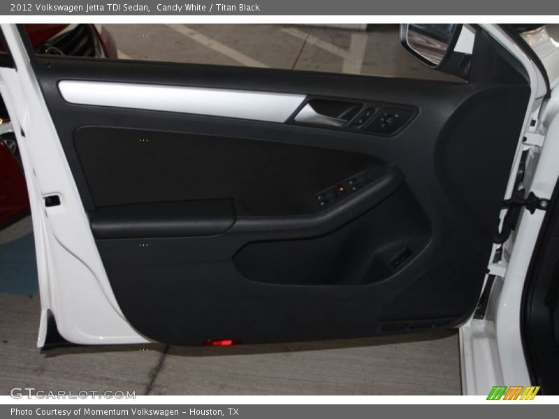 Candy White / Titan Black 2012 Volkswagen Jetta TDI Sedan