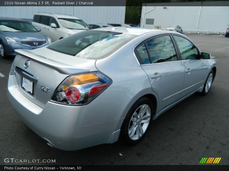 Radiant Silver / Charcoal 2010 Nissan Altima 3.5 SR