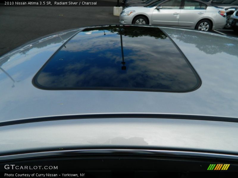 Radiant Silver / Charcoal 2010 Nissan Altima 3.5 SR