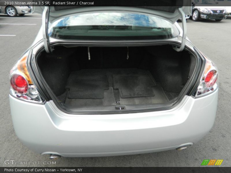  2010 Altima 3.5 SR Trunk