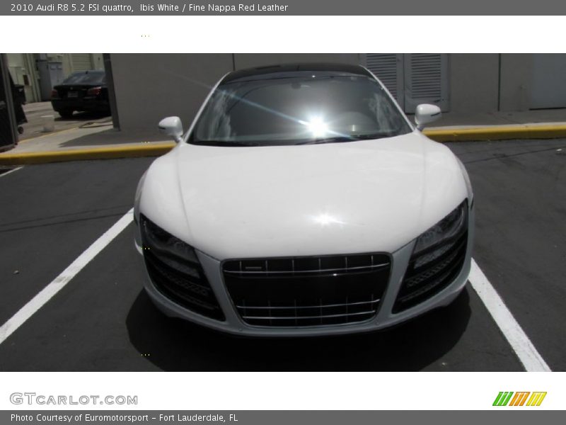 Ibis White / Fine Nappa Red Leather 2010 Audi R8 5.2 FSI quattro