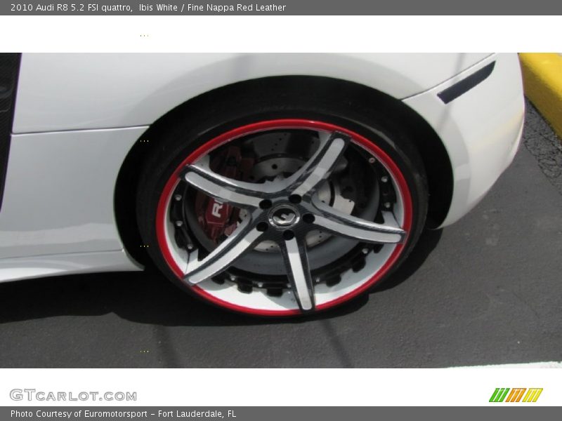 Ibis White / Fine Nappa Red Leather 2010 Audi R8 5.2 FSI quattro