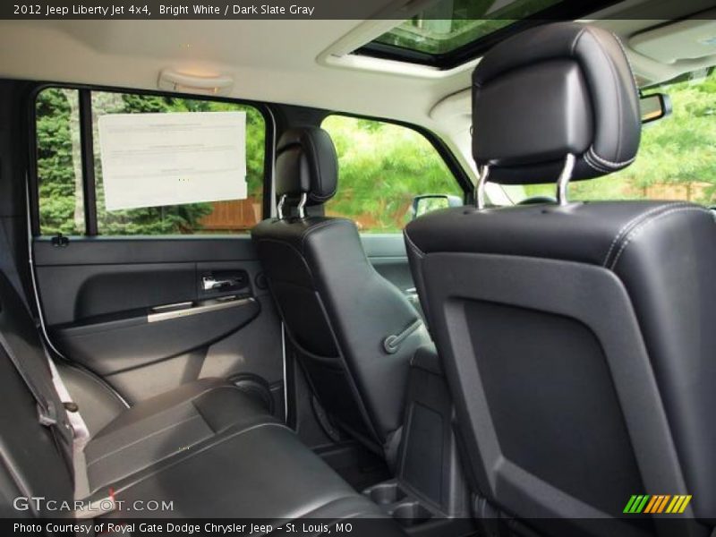 Bright White / Dark Slate Gray 2012 Jeep Liberty Jet 4x4