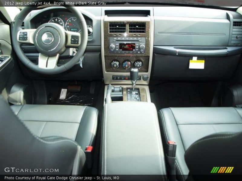 Bright White / Dark Slate Gray 2012 Jeep Liberty Jet 4x4