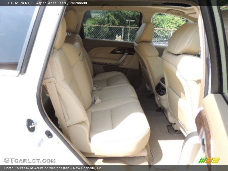 Aspen White Pearl / Parchment 2010 Acura MDX