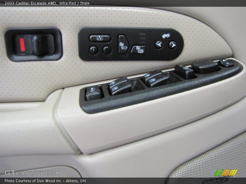 Controls of 2003 Escalade AWD