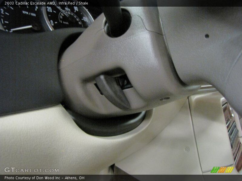 Controls of 2003 Escalade AWD