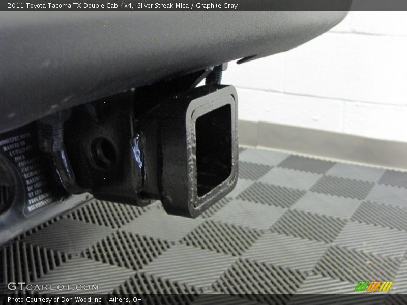 Silver Streak Mica / Graphite Gray 2011 Toyota Tacoma TX Double Cab 4x4