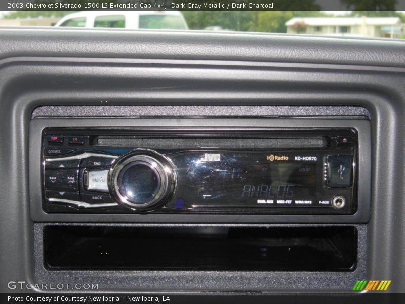 Dark Gray Metallic / Dark Charcoal 2003 Chevrolet Silverado 1500 LS Extended Cab 4x4