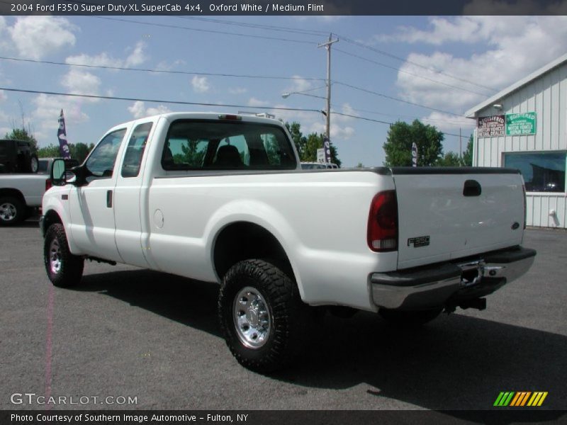Oxford White / Medium Flint 2004 Ford F350 Super Duty XL SuperCab 4x4