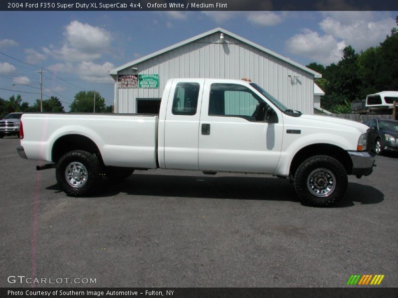 Oxford White / Medium Flint 2004 Ford F350 Super Duty XL SuperCab 4x4