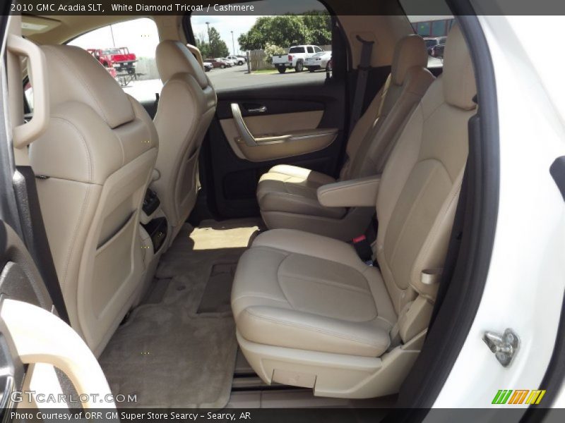 White Diamond Tricoat / Cashmere 2010 GMC Acadia SLT