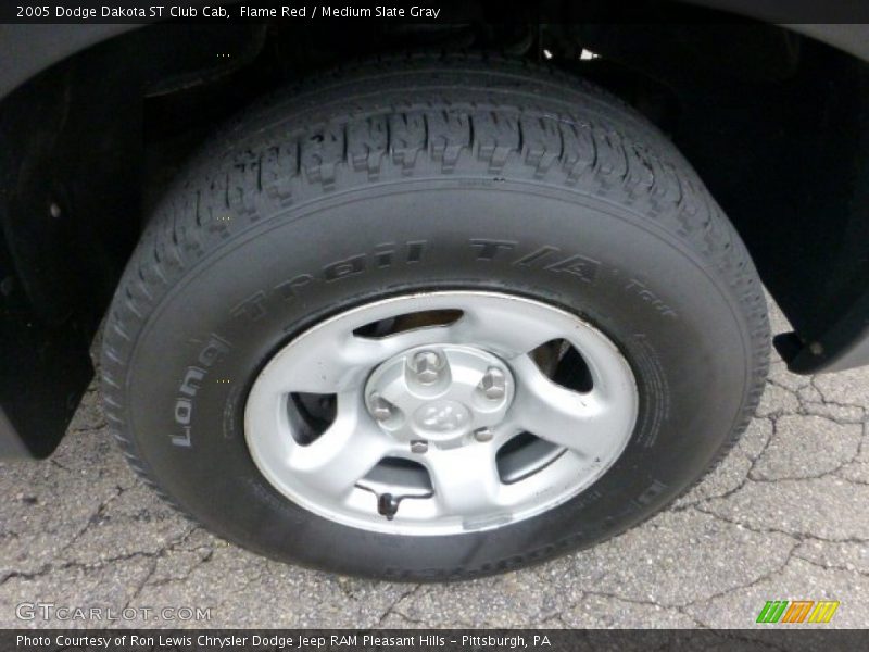 Flame Red / Medium Slate Gray 2005 Dodge Dakota ST Club Cab
