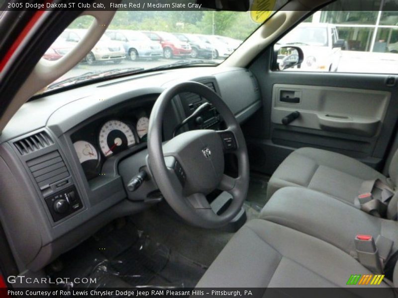Flame Red / Medium Slate Gray 2005 Dodge Dakota ST Club Cab