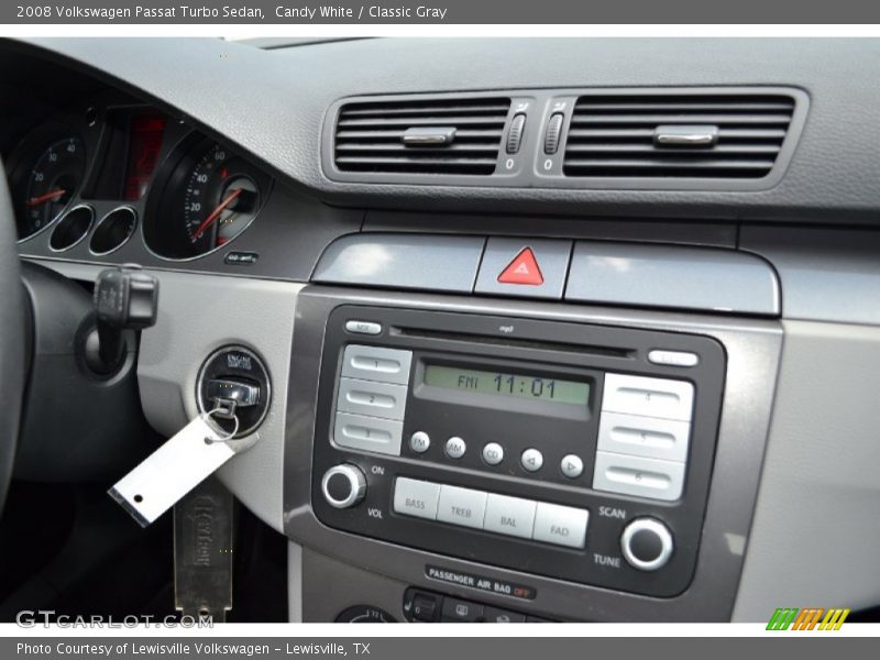 Candy White / Classic Gray 2008 Volkswagen Passat Turbo Sedan