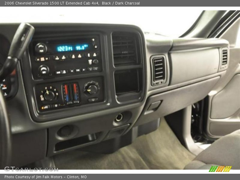 Black / Dark Charcoal 2006 Chevrolet Silverado 1500 LT Extended Cab 4x4