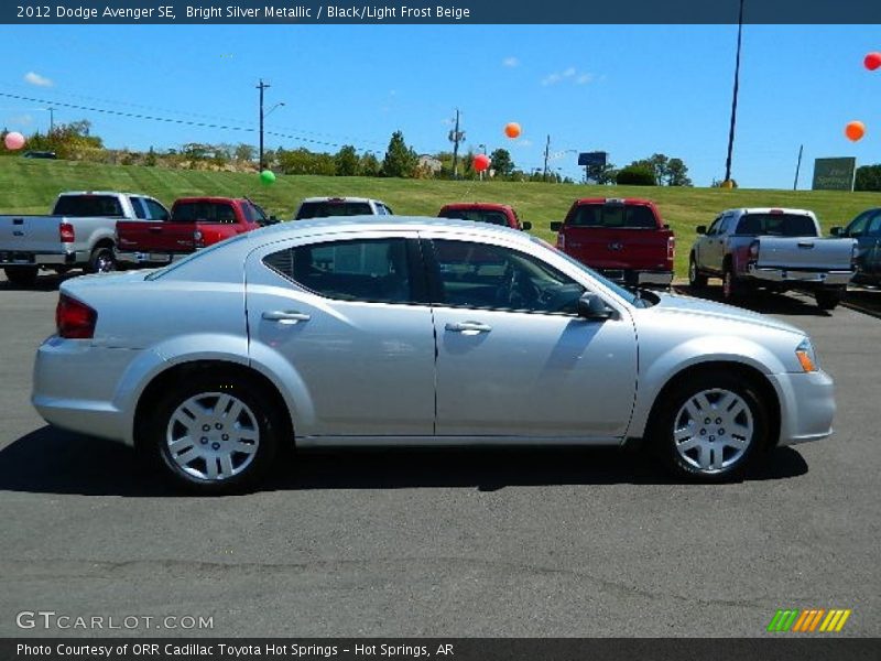 Bright Silver Metallic / Black/Light Frost Beige 2012 Dodge Avenger SE