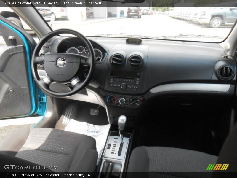 Dashboard of 2009 Aveo LT Sedan