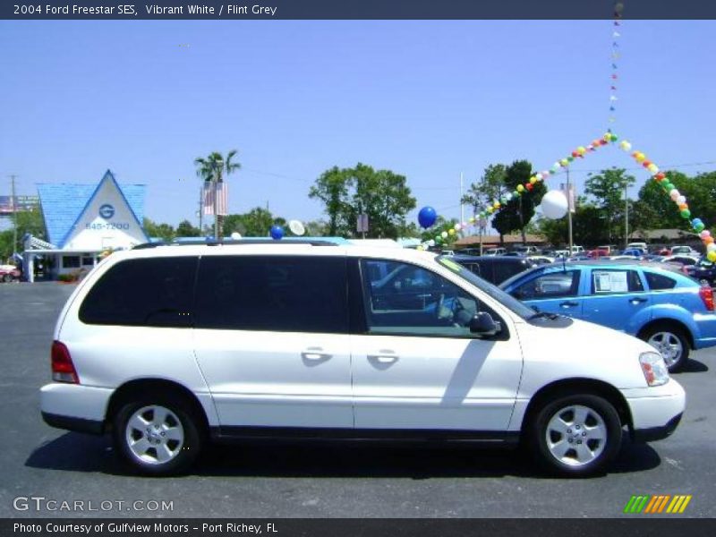 Vibrant White / Flint Grey 2004 Ford Freestar SES