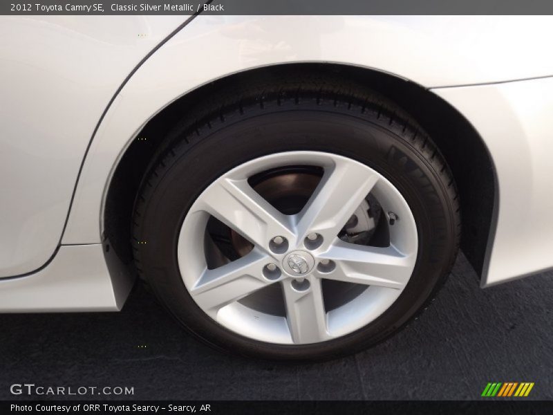 Classic Silver Metallic / Black 2012 Toyota Camry SE