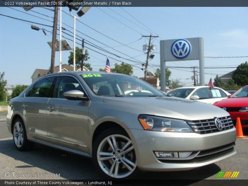 Tungsten Silver Metallic / Titan Black 2012 Volkswagen Passat TDI SE