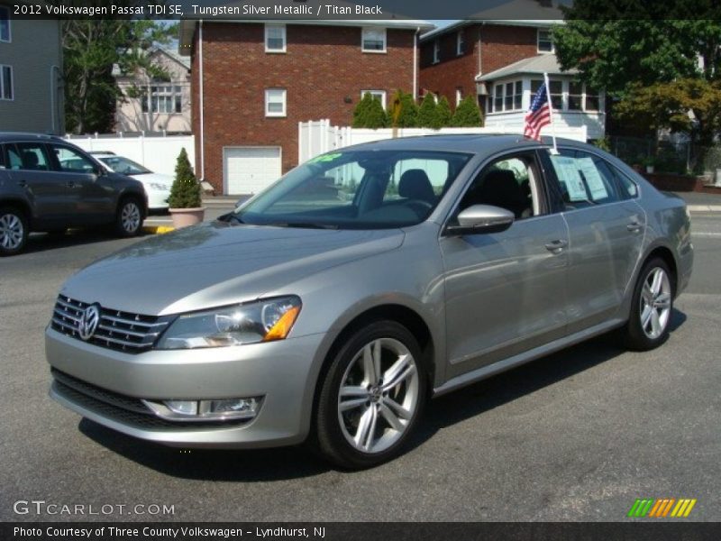 Tungsten Silver Metallic / Titan Black 2012 Volkswagen Passat TDI SE