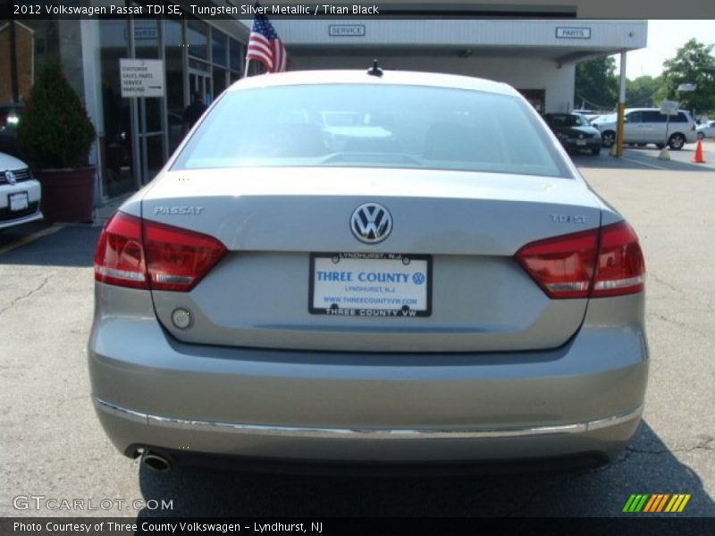 Tungsten Silver Metallic / Titan Black 2012 Volkswagen Passat TDI SE