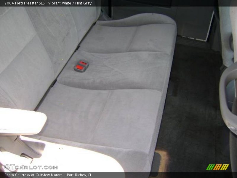 Vibrant White / Flint Grey 2004 Ford Freestar SES