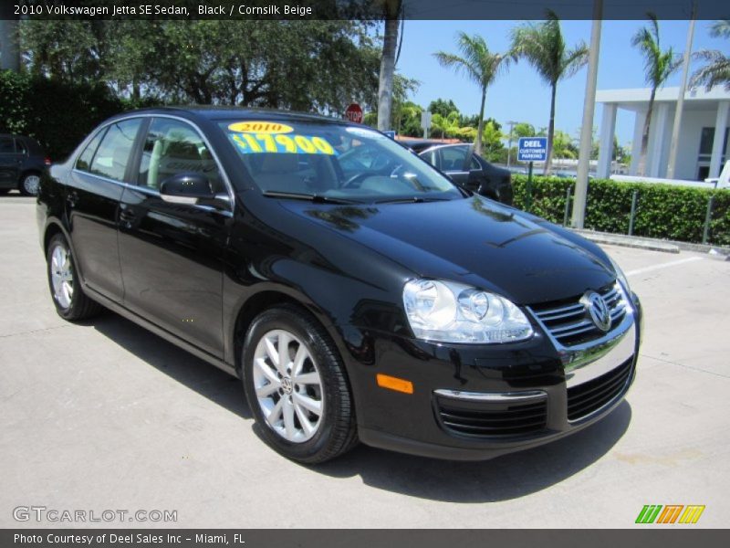 Black / Cornsilk Beige 2010 Volkswagen Jetta SE Sedan