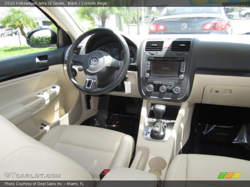 Black / Cornsilk Beige 2010 Volkswagen Jetta SE Sedan