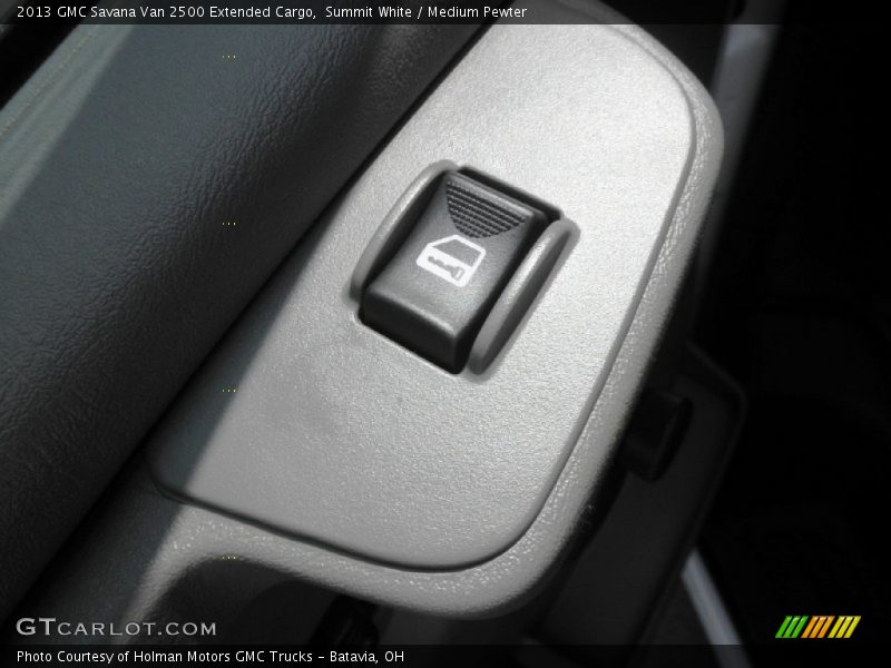 Summit White / Medium Pewter 2013 GMC Savana Van 2500 Extended Cargo
