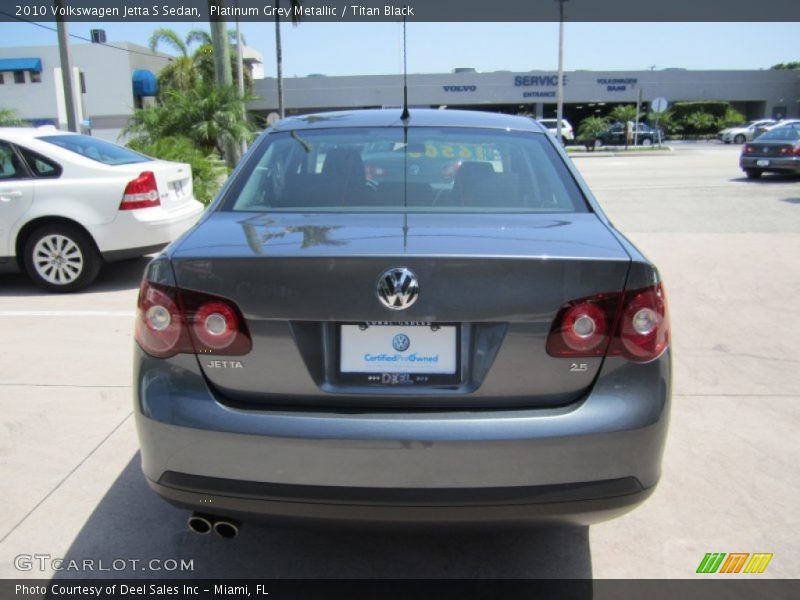 Platinum Grey Metallic / Titan Black 2010 Volkswagen Jetta S Sedan