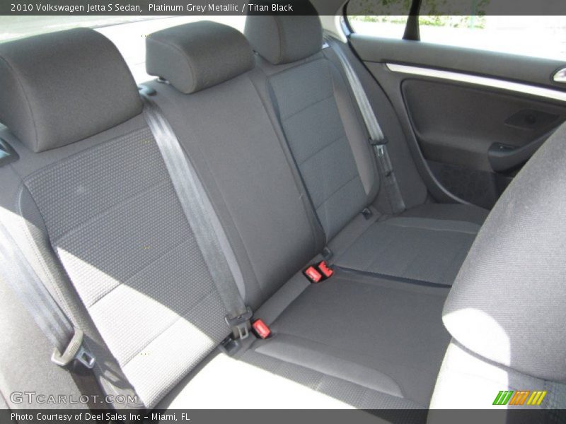 Platinum Grey Metallic / Titan Black 2010 Volkswagen Jetta S Sedan