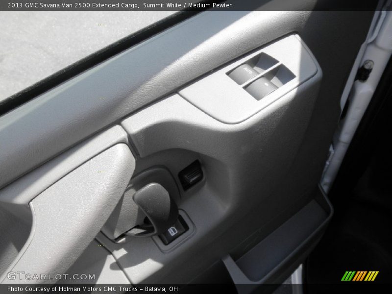 Summit White / Medium Pewter 2013 GMC Savana Van 2500 Extended Cargo