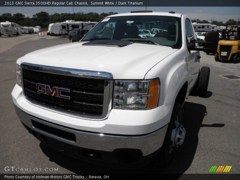Summit White / Dark Titanium 2013 GMC Sierra 3500HD Regular Cab Chassis