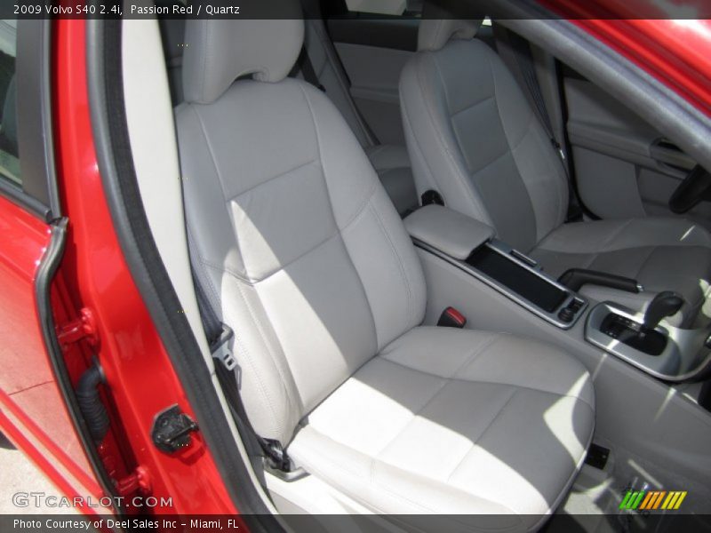 Passion Red / Quartz 2009 Volvo S40 2.4i
