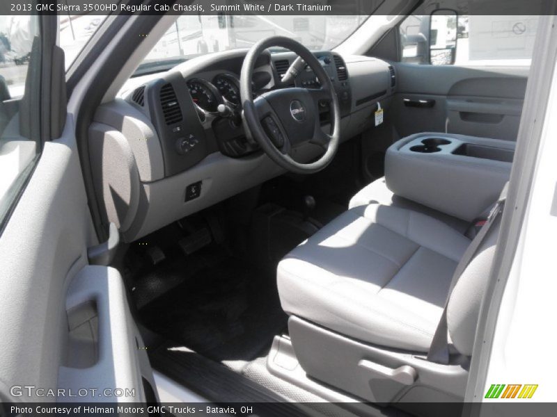 Summit White / Dark Titanium 2013 GMC Sierra 3500HD Regular Cab Chassis