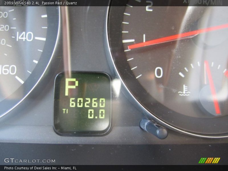 Passion Red / Quartz 2009 Volvo S40 2.4i