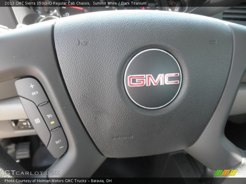 Summit White / Dark Titanium 2013 GMC Sierra 3500HD Regular Cab Chassis