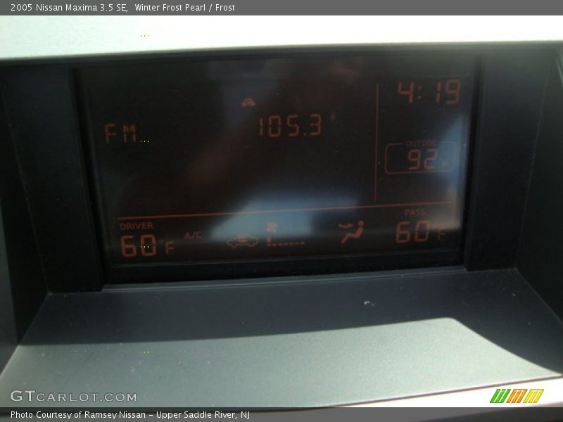Winter Frost Pearl / Frost 2005 Nissan Maxima 3.5 SE