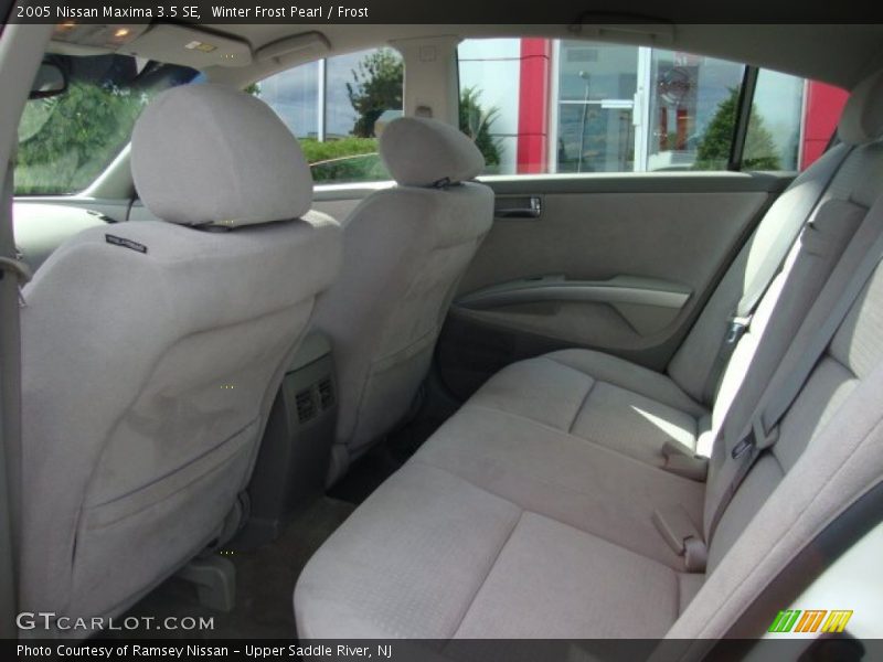 Winter Frost Pearl / Frost 2005 Nissan Maxima 3.5 SE
