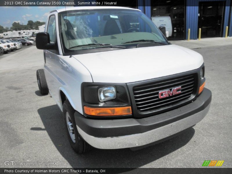 Summit White / Neutral 2013 GMC Savana Cutaway 3500 Chassis