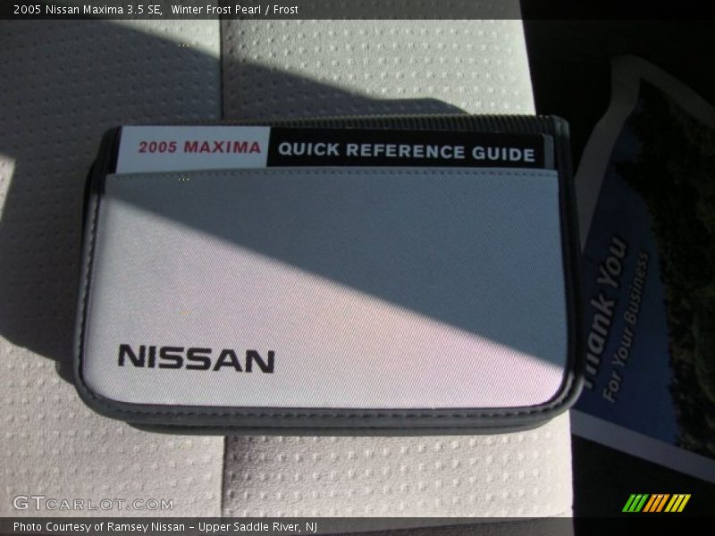 Winter Frost Pearl / Frost 2005 Nissan Maxima 3.5 SE